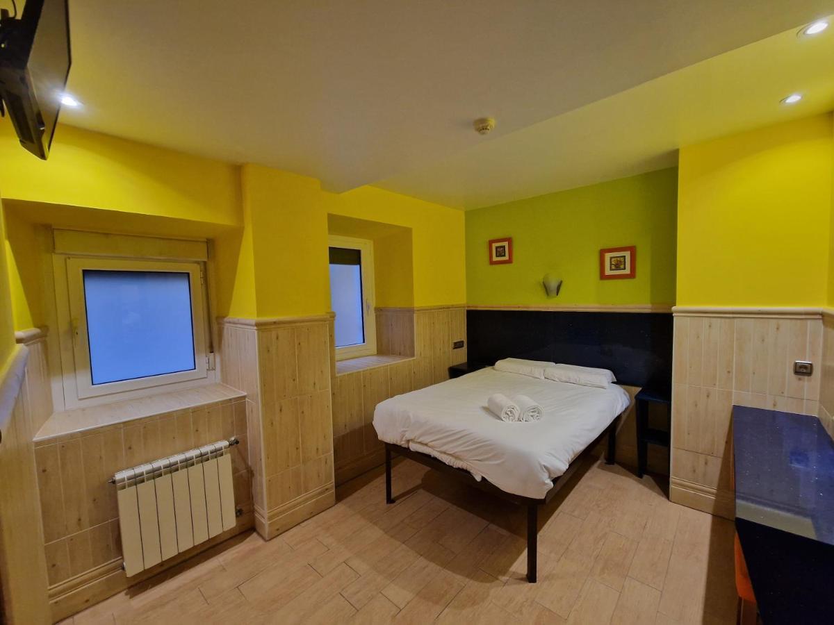 Pension Izar Bat Guesthouse 산세바스티안 외부 사진