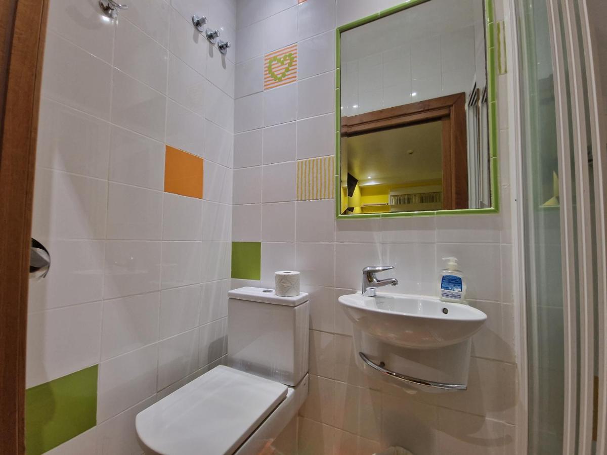 Pension Izar Bat Guesthouse 산세바스티안 외부 사진